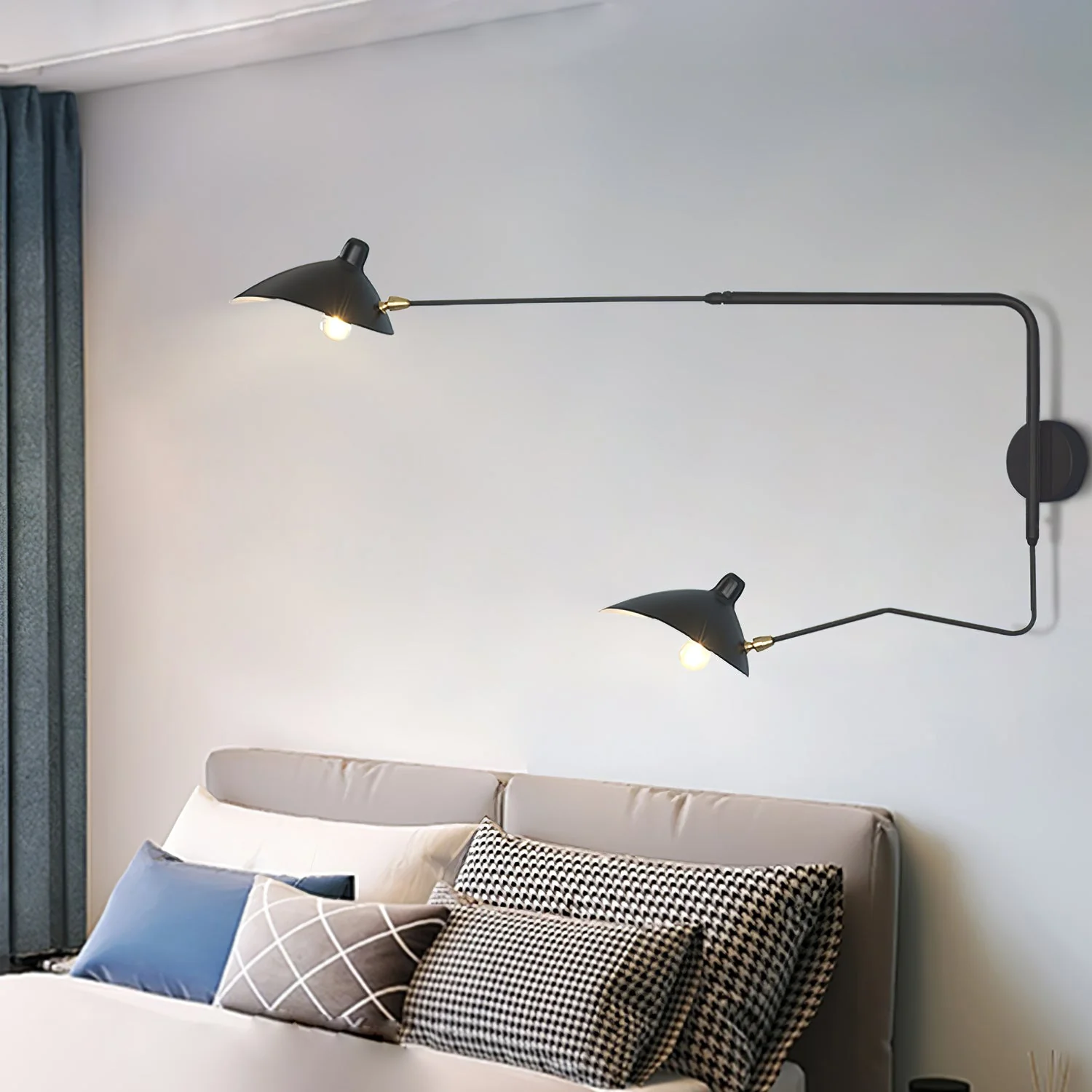 Chic Double-head Wall Lamp