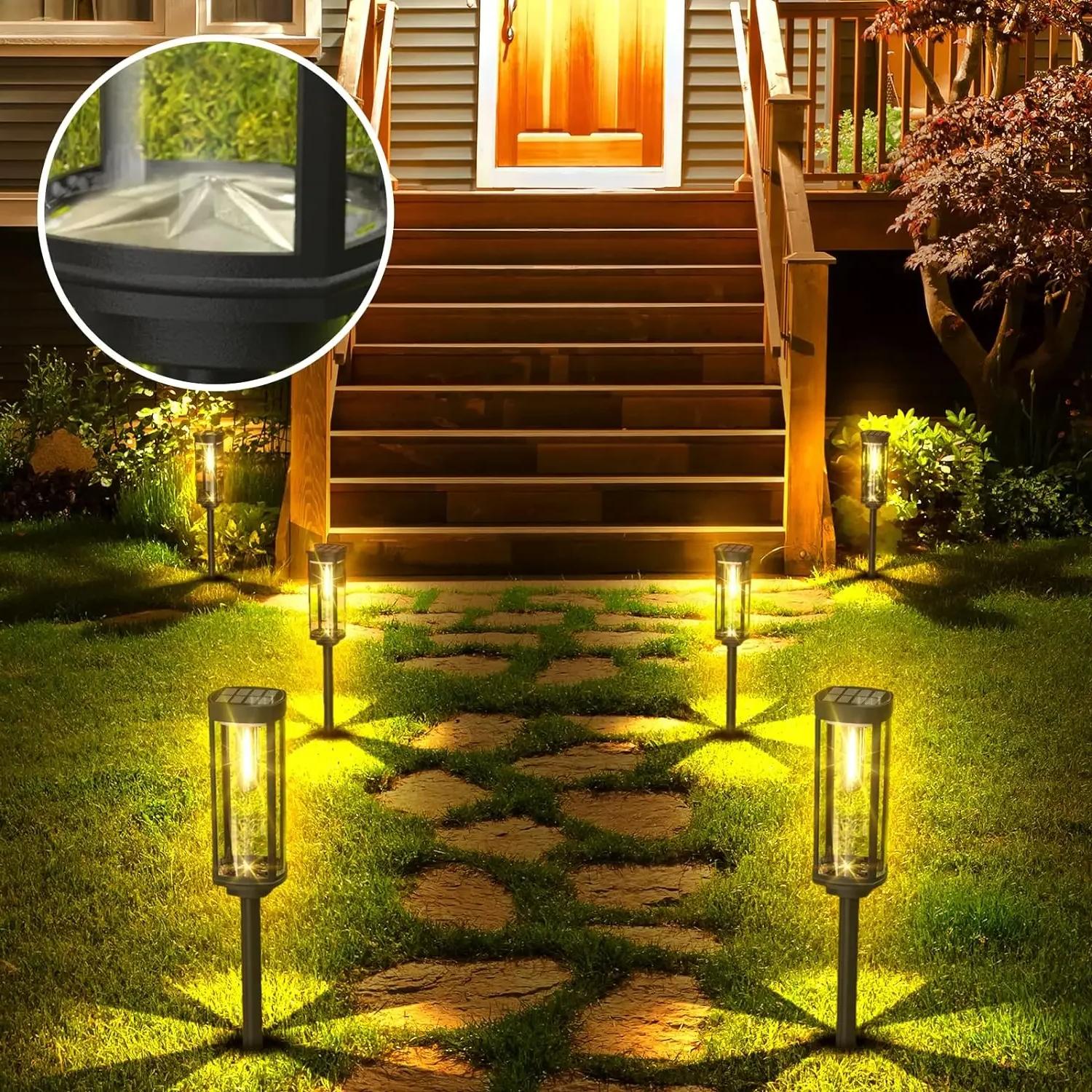 Chic Solar Garden Light